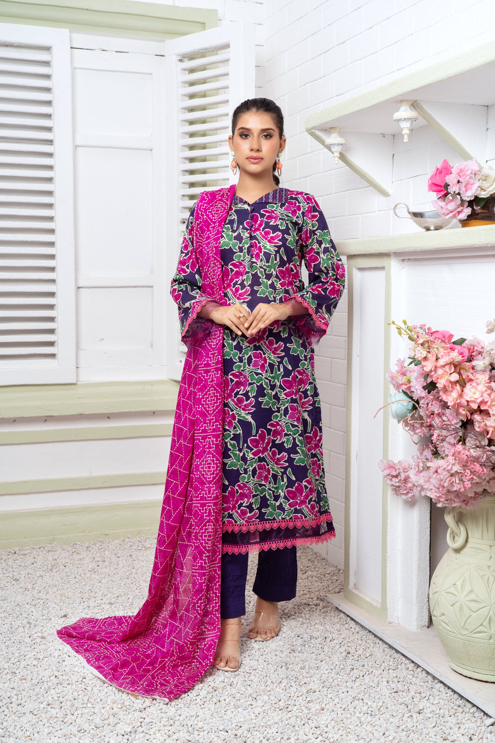 Meerab Digital Printed Lawn  PR-4043