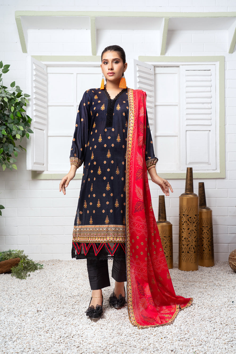 Meerab Digital Printed Lawn  PR-4045