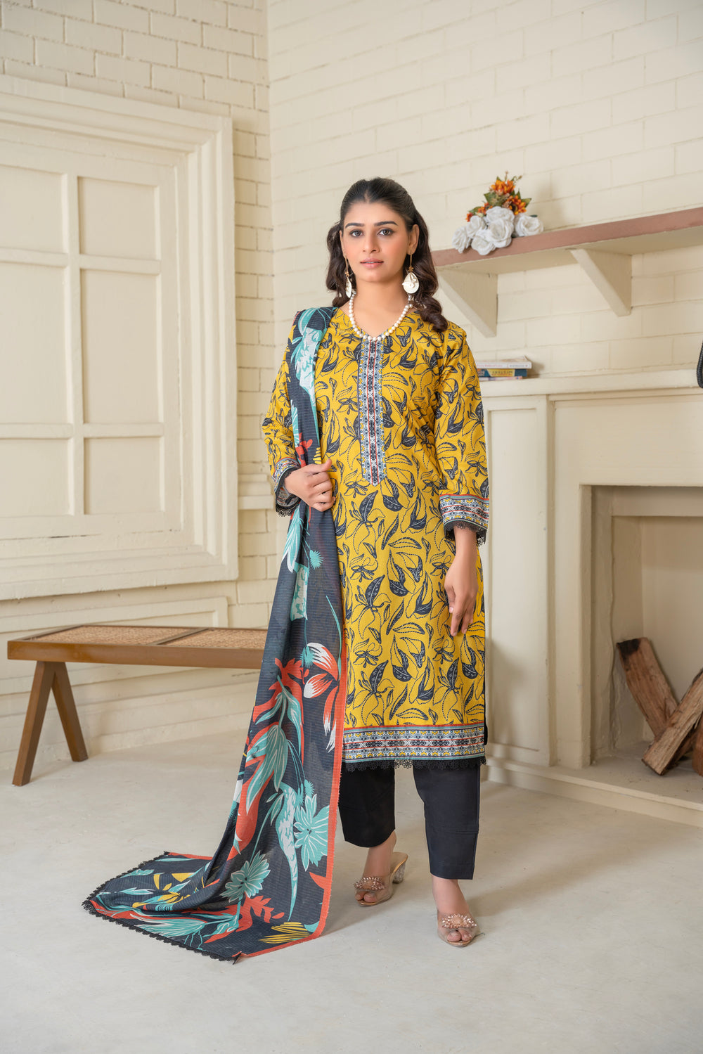 Meenonee Digital Printed Lawn  MD-790