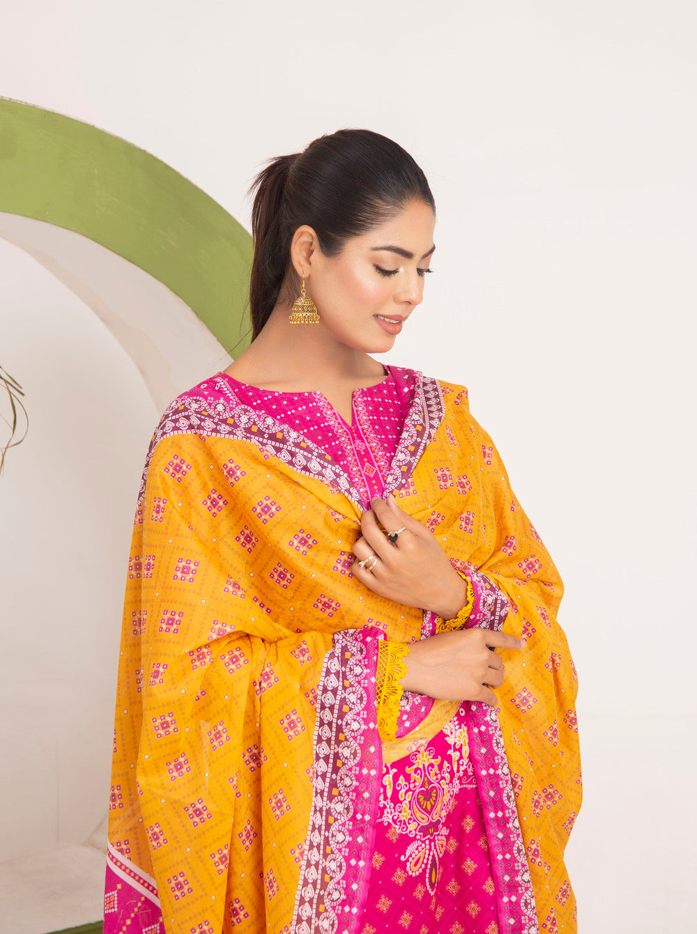 Chunri Digital Printed Slub Lawn PR-2699