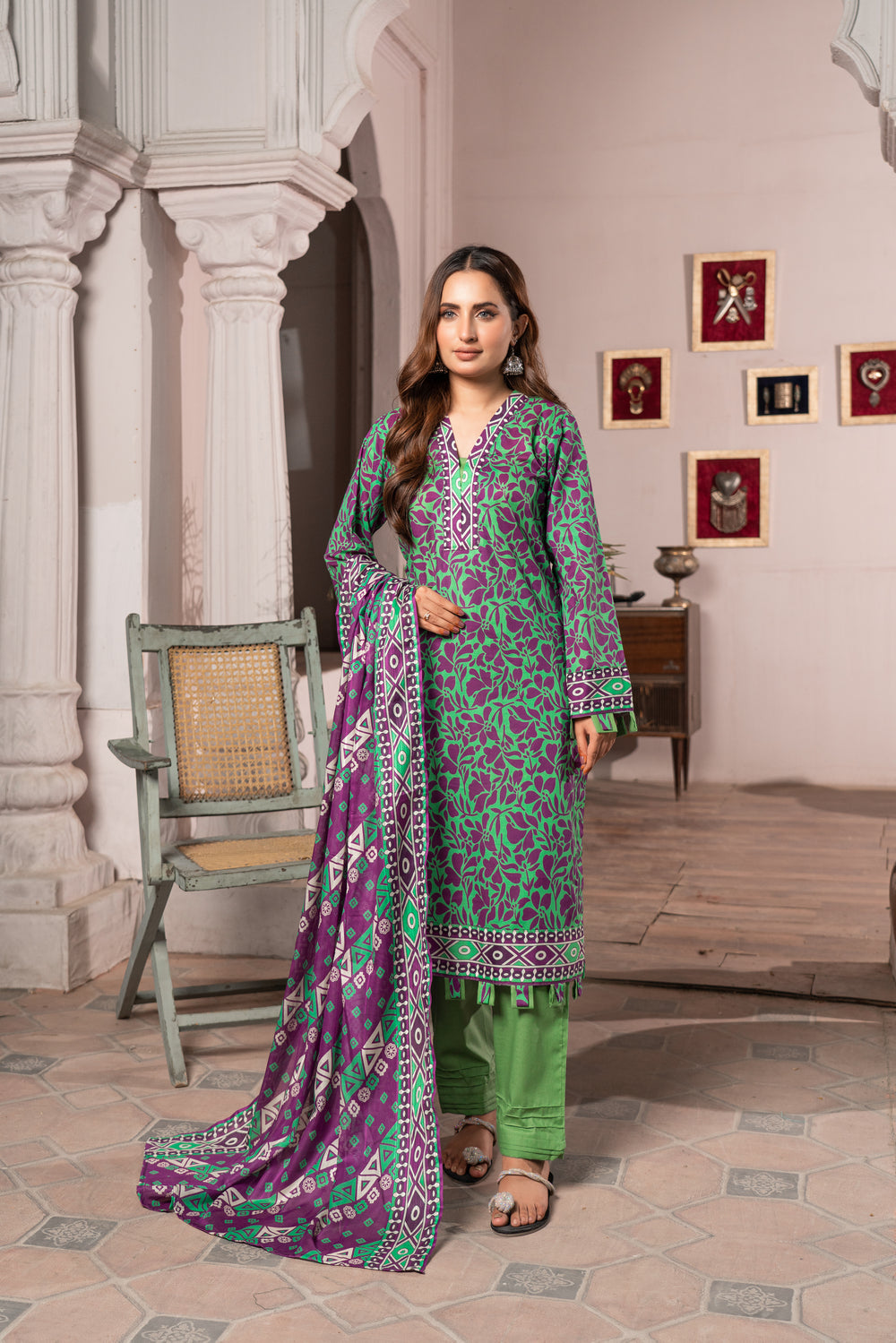 Maahru Digital Printed Lawn BR-1335