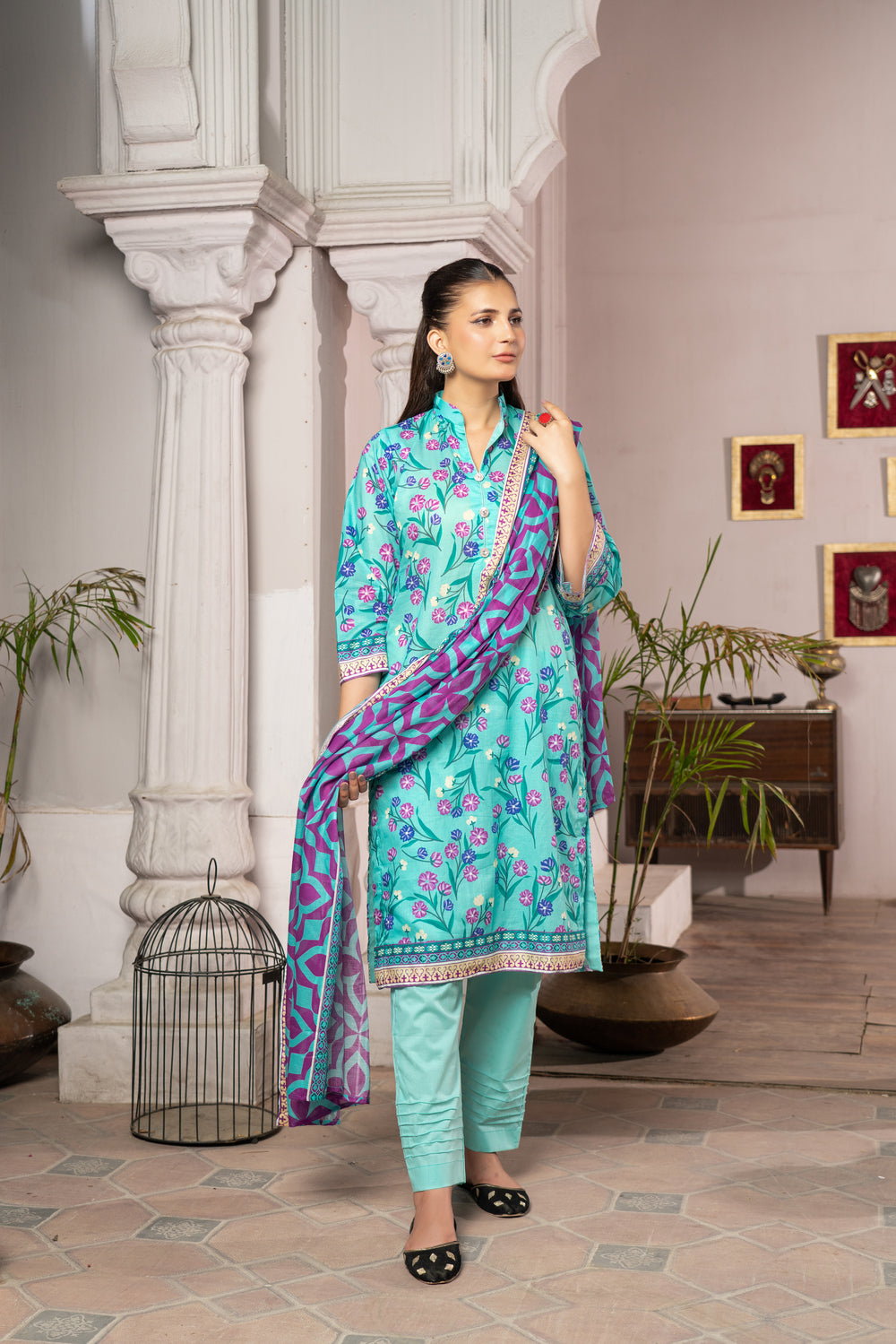 Maahru Digital Printed Lawn BR-1340