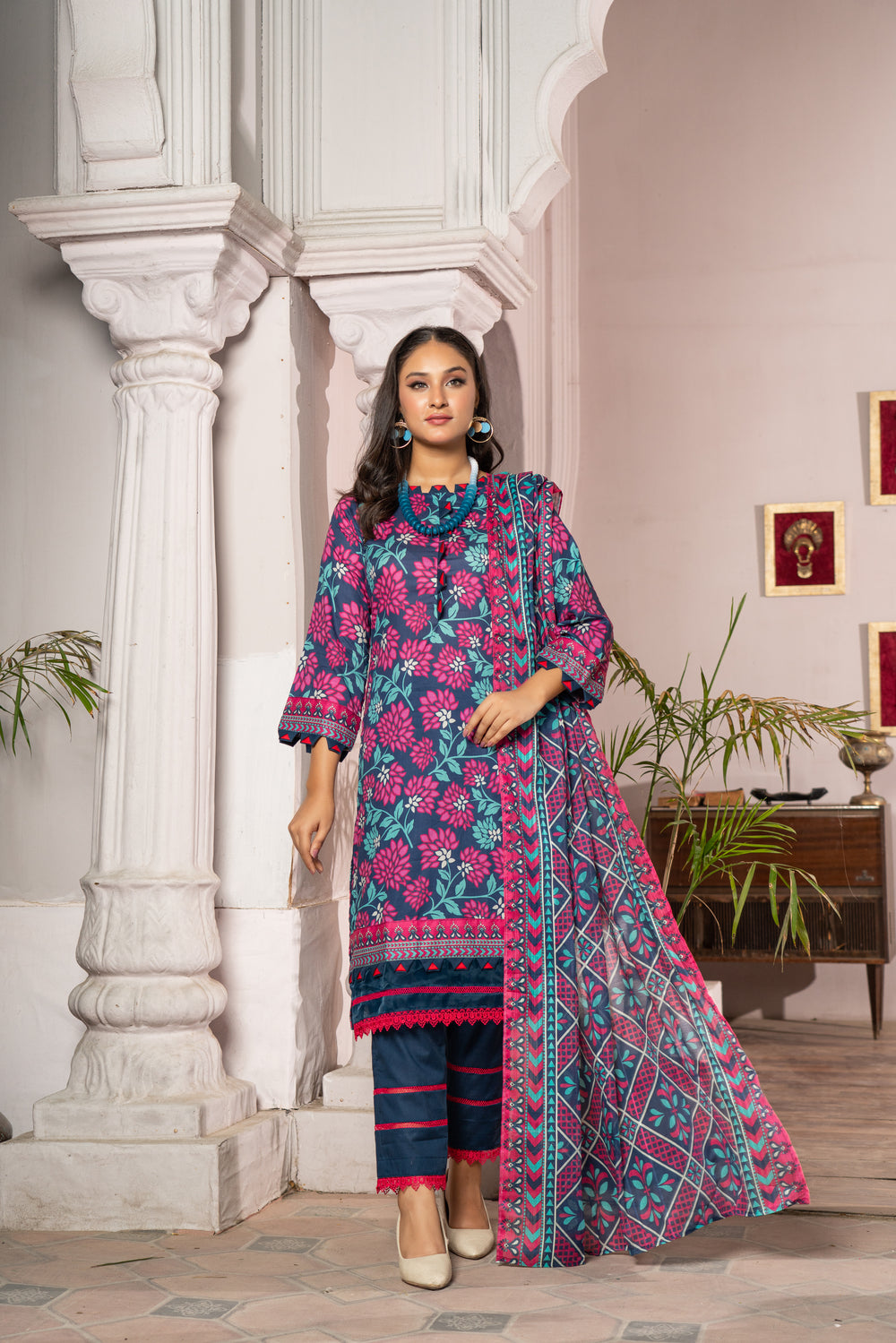 Maahru Digital Printed Lawn BR-1343